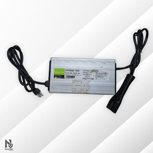 ⚡ Cargador de Baterías 48V 15A KP900F-48V | Conector de 3 Pines Redondos (Club Car) |
