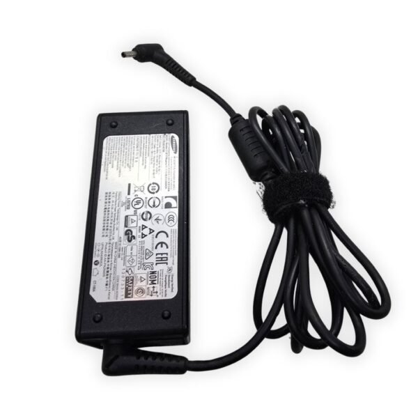Cargador Original Samsung 19V 2.1A