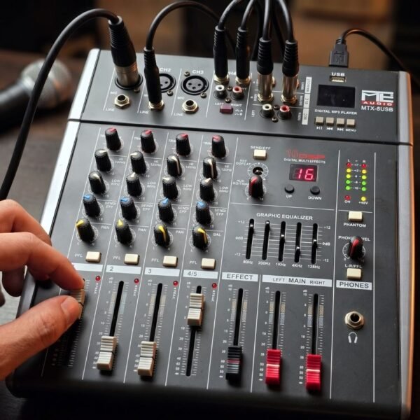 Consola Mezcladora de Audio ME Audio MTX-8USB con Efectos 16 DSP y Reproductor USB
